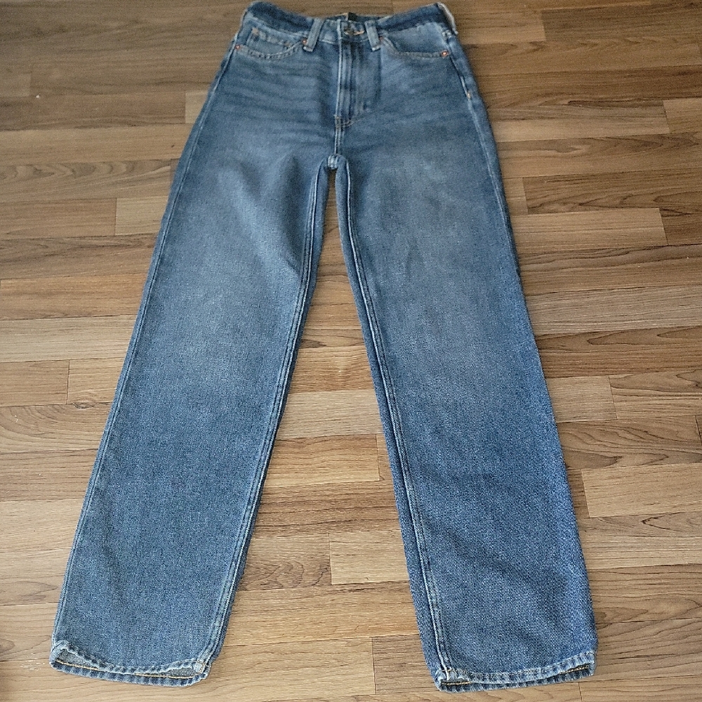 H&M Women's Straight Leg Blue Jeans